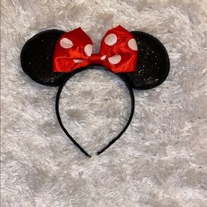 Mini mouse ears